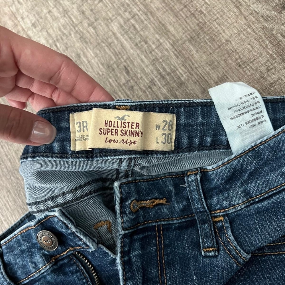 Jeans - Picture 3 of 3